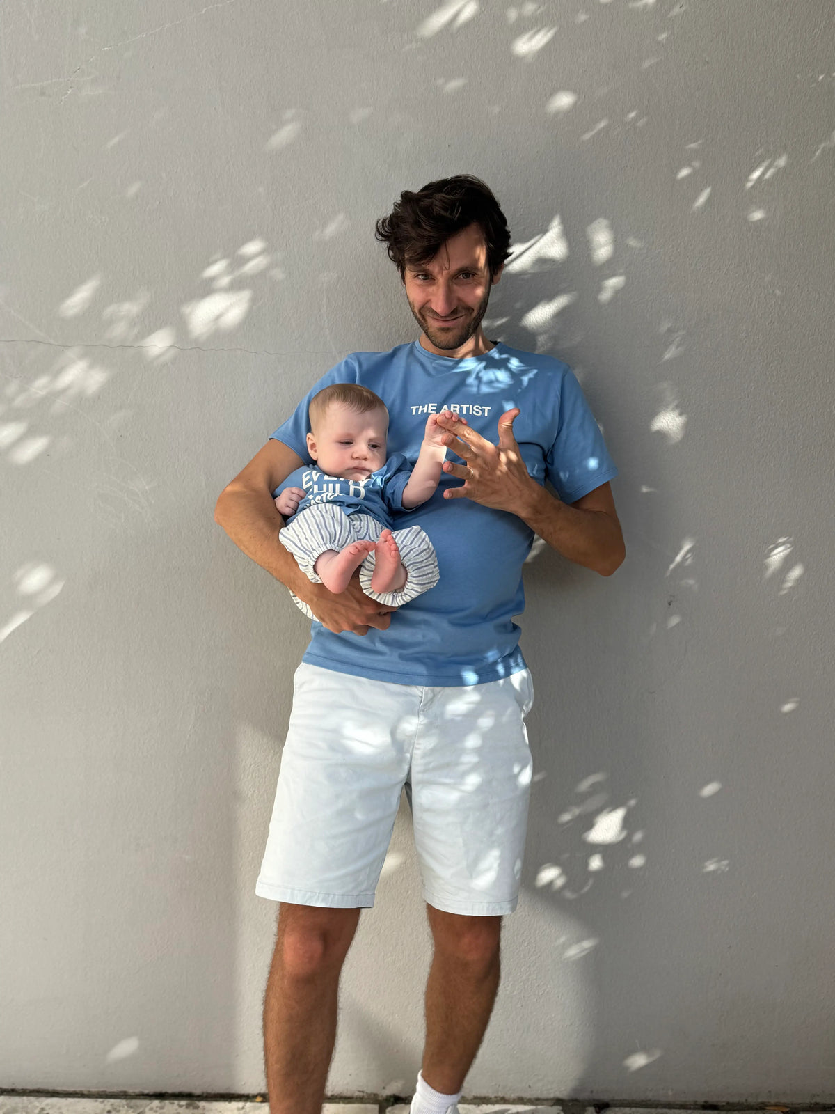 t-shirt matchy matchy LIMKY assortis pour papa et bébé "The artist" et "every child is a masterpiece"