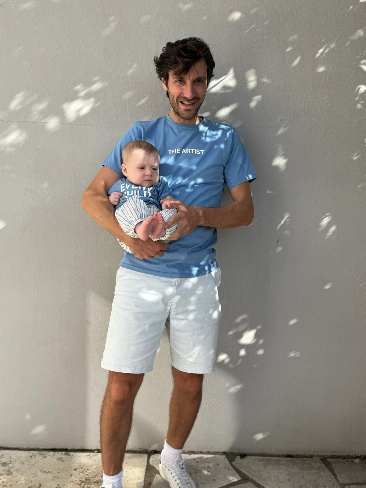 t-shirt matchy matchy LIMKY assortis pour papa et bébé "The artist" et "every child is a masterpiece"